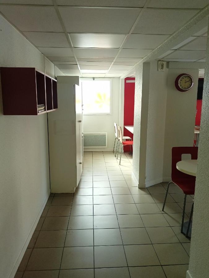 Premiere Classe Saint Brice Sous Foret Esterno foto