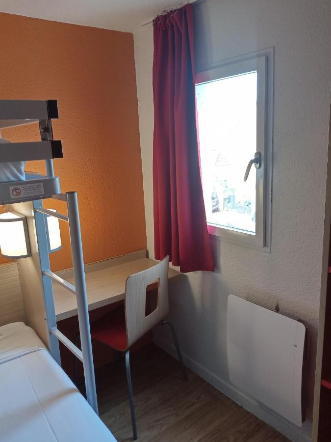 Premiere Classe Saint Brice Sous Foret Esterno foto